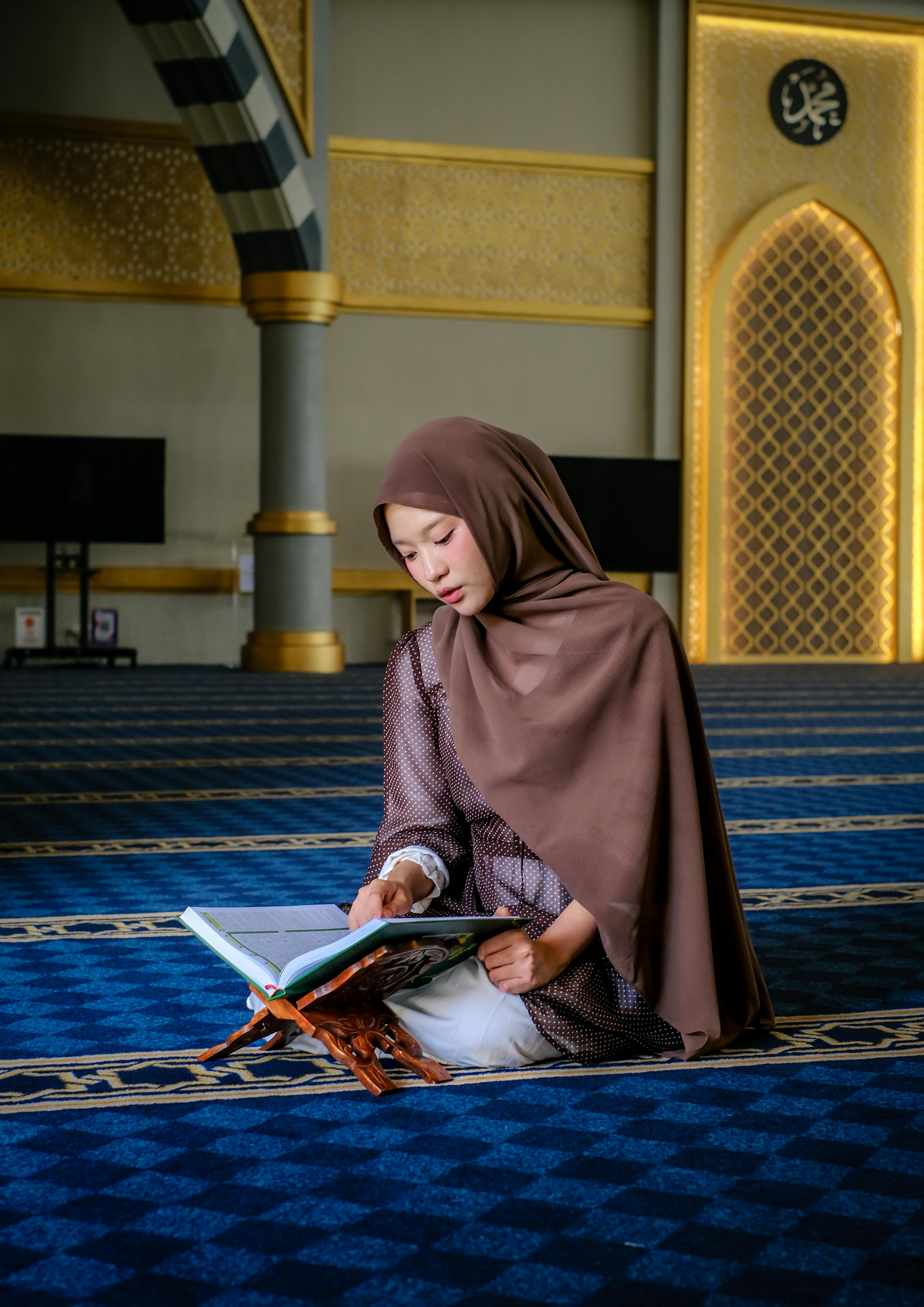 Quranic Arabic vs. Modern Standard Arabic — What's the Difference?